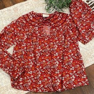 Universal Thread top